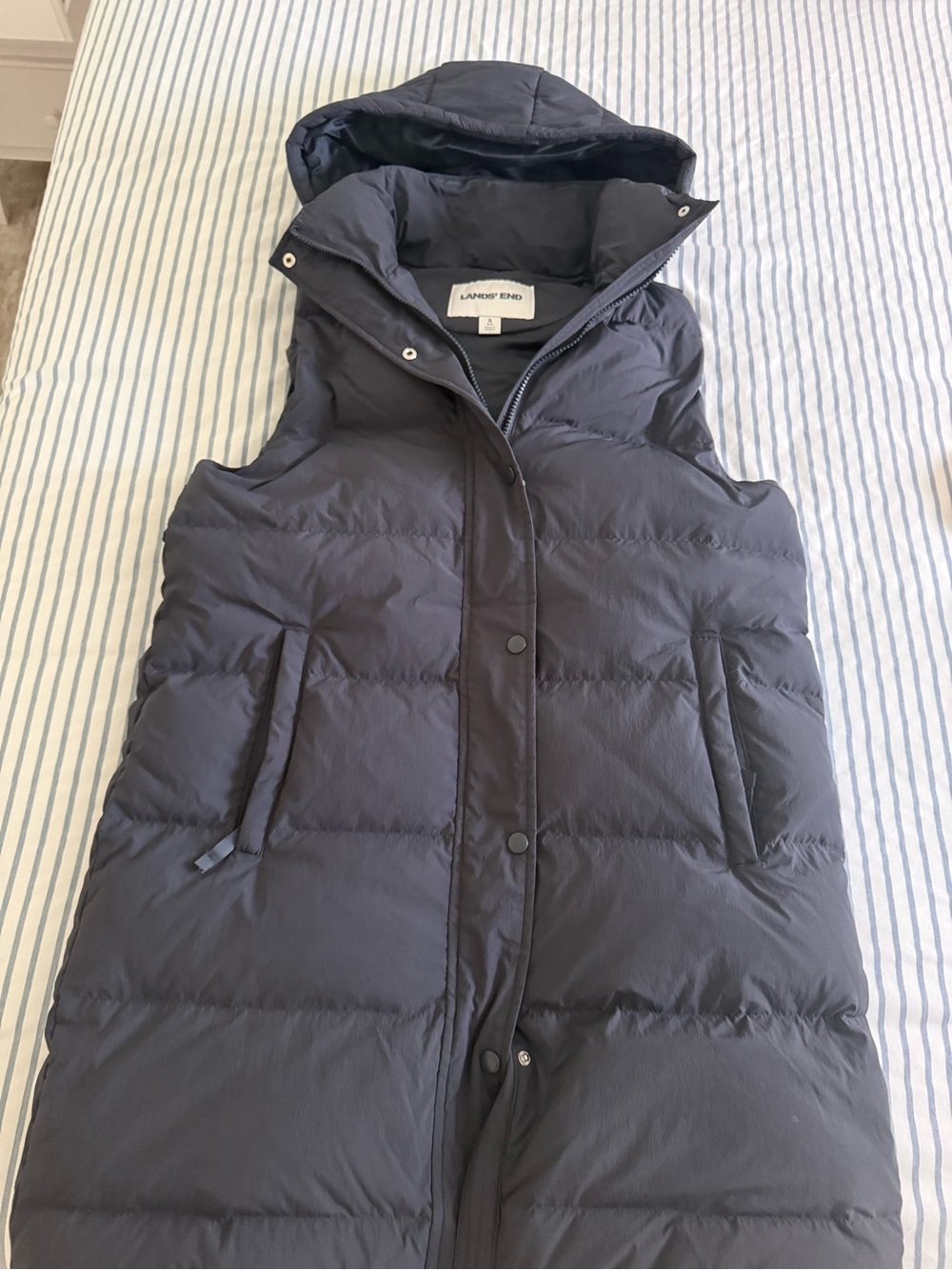 Lands' End Max 600 Women's Hooded Puffer Long Vest in Navy